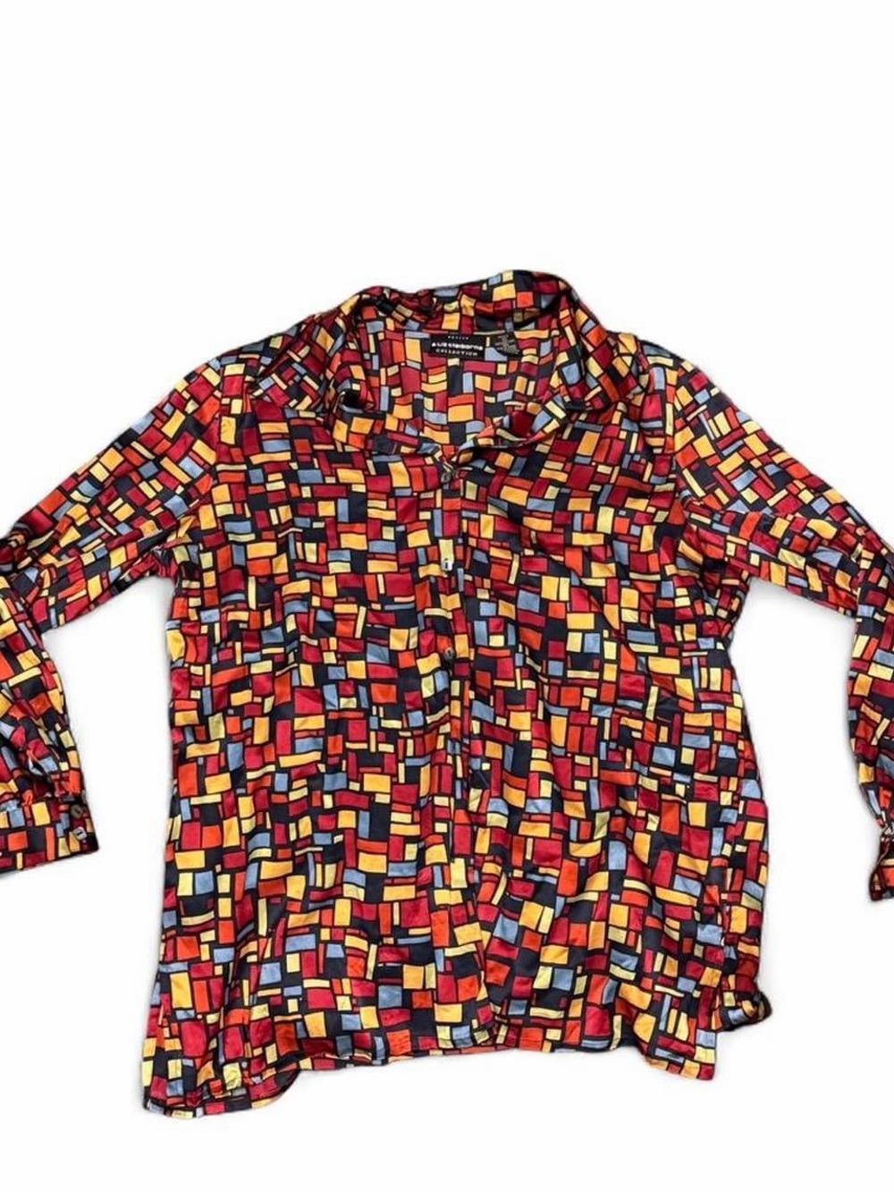 Liz Claiborne 100% silk patterned button down long sleeve top